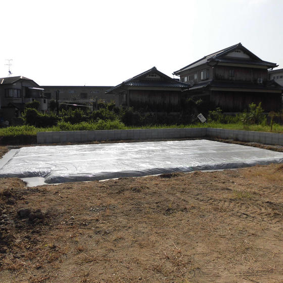 【香芝市穴虫】基礎の防湿シートを施工しました