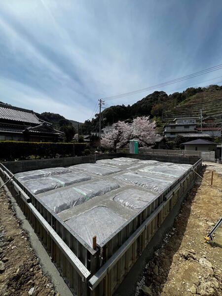 【海南市】基礎の型枠を組みました