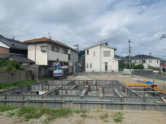 【香芝市】基礎の立ち上がりコンクリートを打設