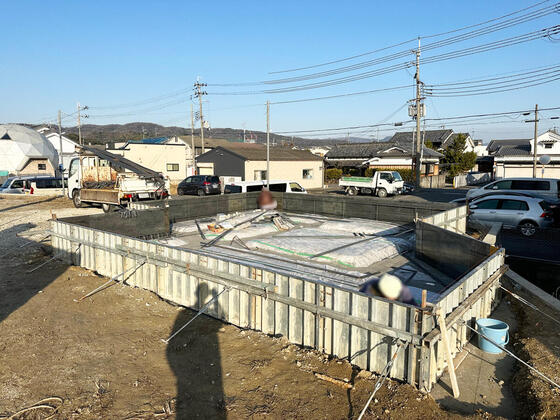 【香芝市】基礎の鉄筋を組みます