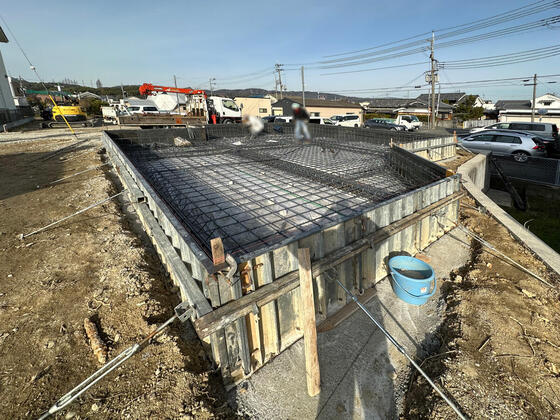 【香芝市】基礎の鉄筋を組み進めます