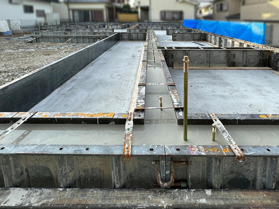 【香芝市】基礎の立ち上がりのコンクリートを打設しました