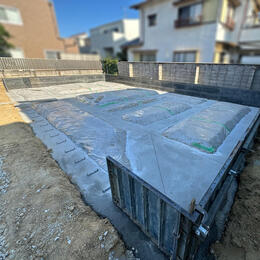 【富田林市】基礎の型枠を組みました
