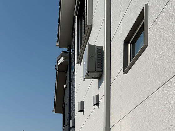 【香芝市】太陽光発電のパワーコンディショナーを設置しました