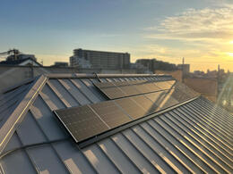 【松原市】太陽光発電パネルを載せました