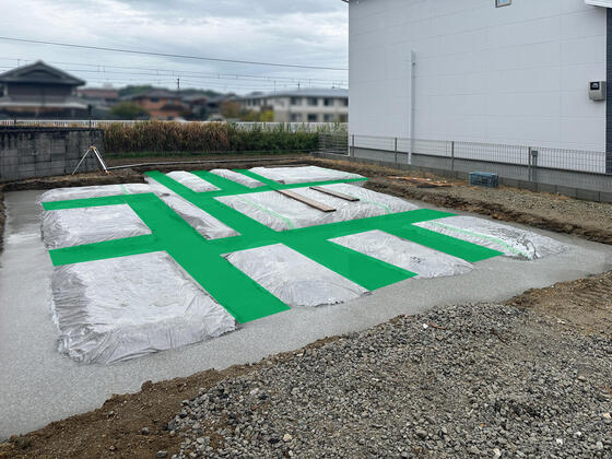 【香芝市】基礎の防湿シートと捨てコンを施工しました