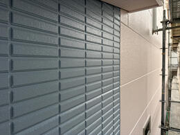 【奈良市】遮熱の外壁塗装を進めています