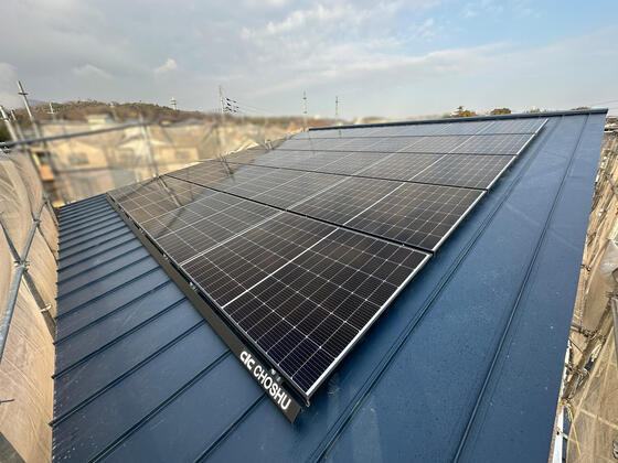 【奈良市】太陽光発電パネルが載りました